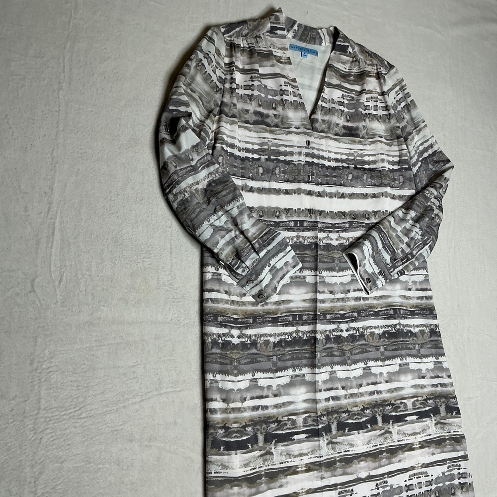 Antonio Melani Women's Abstract Print Button Front Long Sleeve Blouse Top Size L